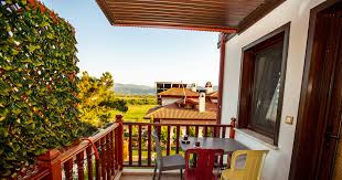 Acar Guesthouse Car Rental