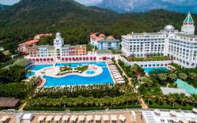 Amara Dolce Vita Luxury Car Rental