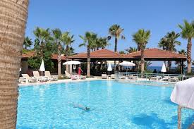 Club Akman Beach rent a car