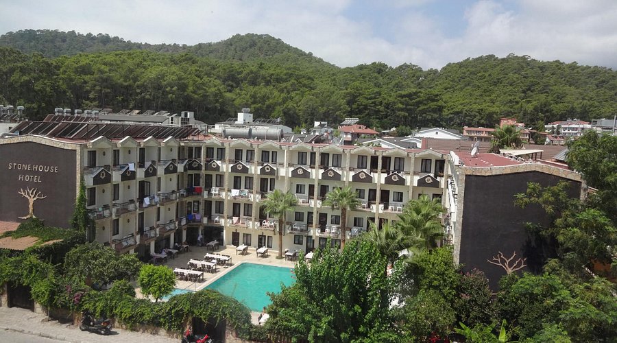 Queen's Park Turkiz Family Club