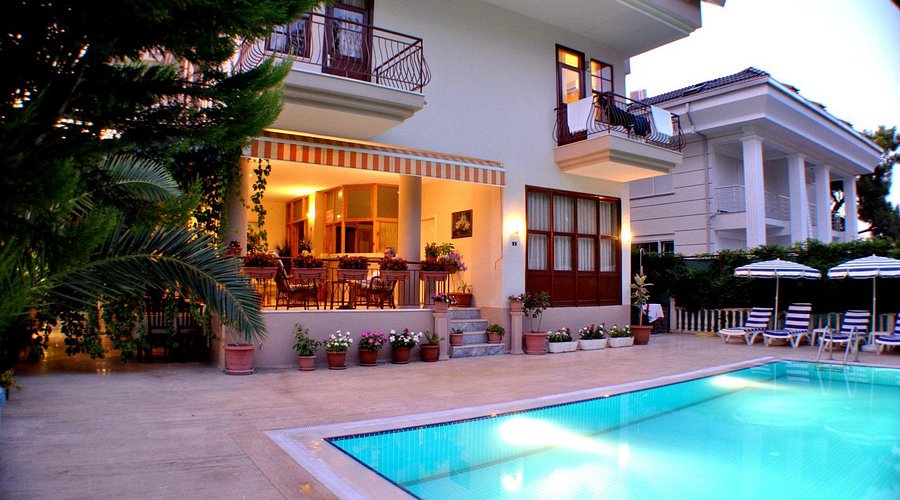 Nihan Hotel rent a car