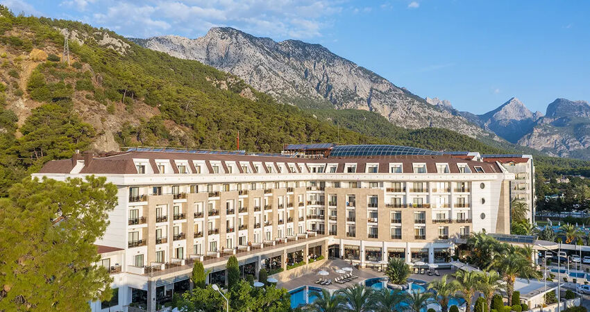 Imperial Sunland Hotel car rental