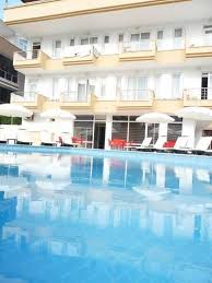 Arinna Park Hotel rent a car