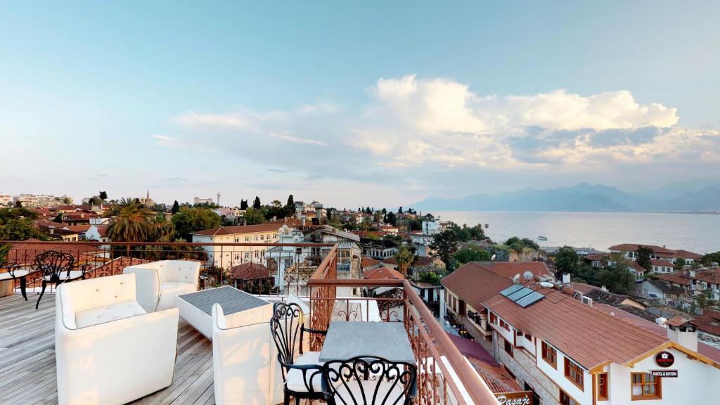 Patron Hotel car rental