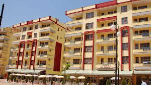 Klas Dom Annex Hotel car rental