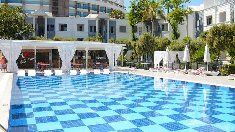 Club Sea Time car rental