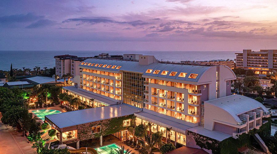 Telatiye Resort Hotel car rental