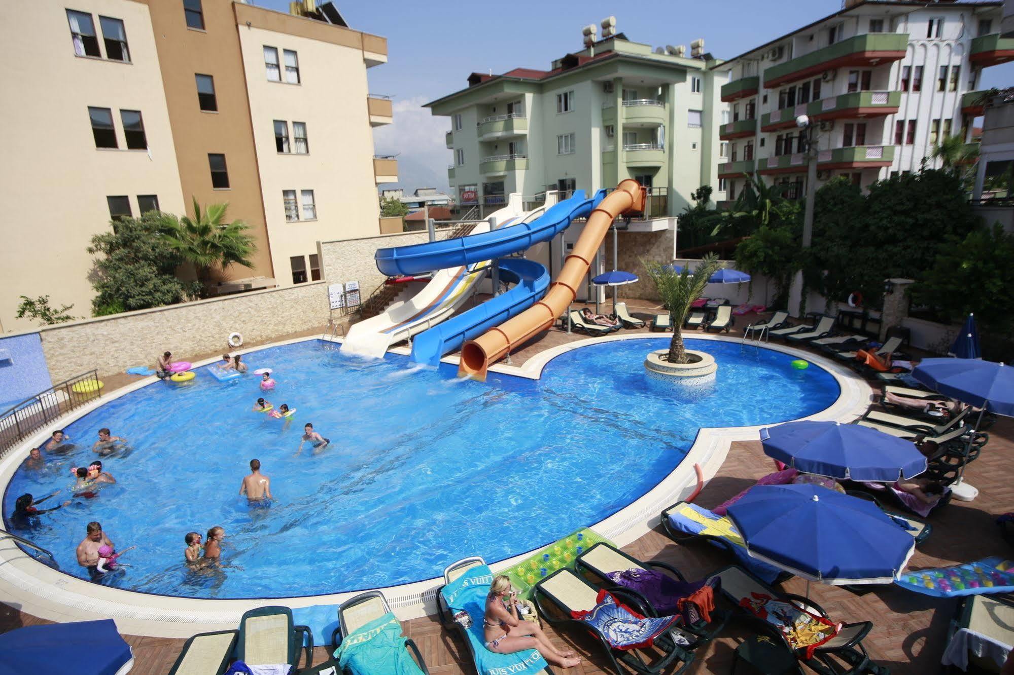 Almera Park Apart Hotel rent a car