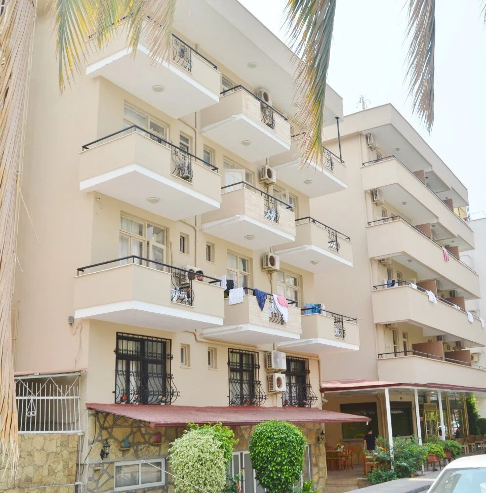 Kleopatra Carina Hotel rent a car