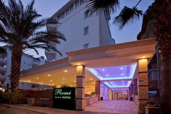 Kleopatra Remi Hotel rent a car