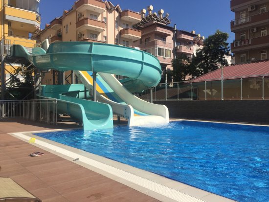 Vega Green Apart Hotel rent a car