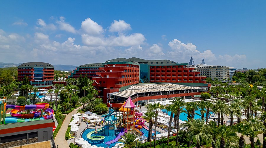 Delphin Deluxe Resort rent a car