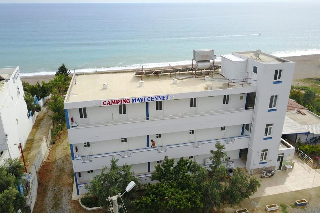 Mavi Cennet Camping Hostel rent a car