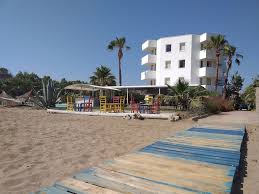 Skys Hotel rent a car