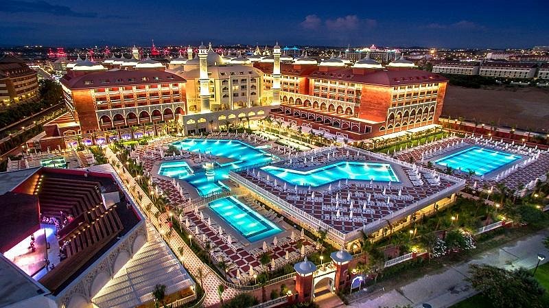 Роял Тадж Махал арендовать автомобилей