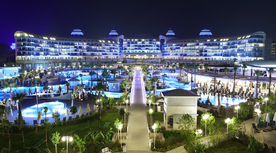 Sueno Hotels Deluxe Belek Mietwagen