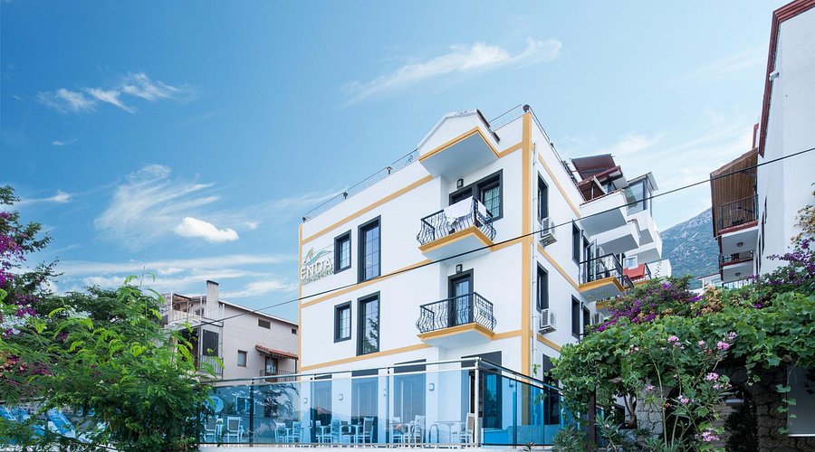 Enda Boutique Hotel rent a car