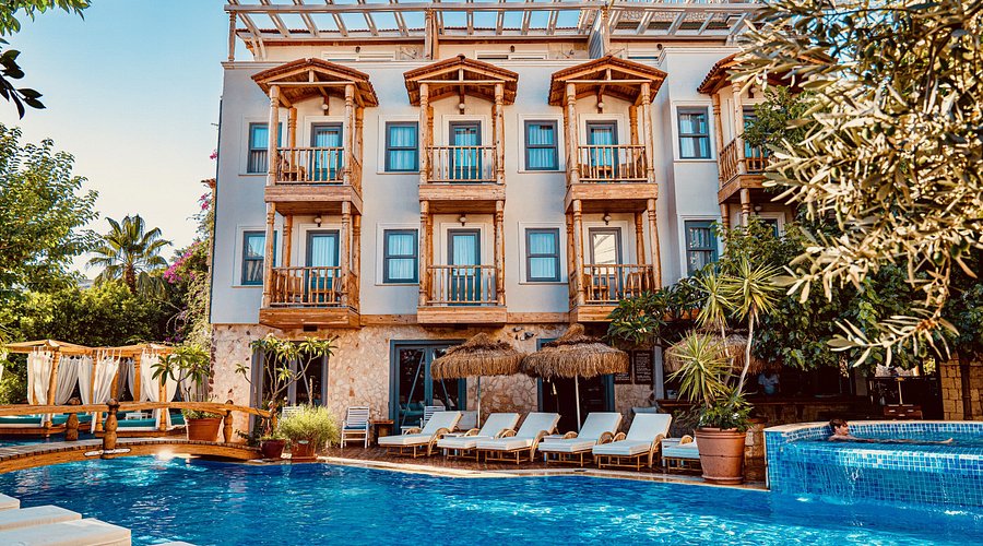 The Elixir Hotel rent a car