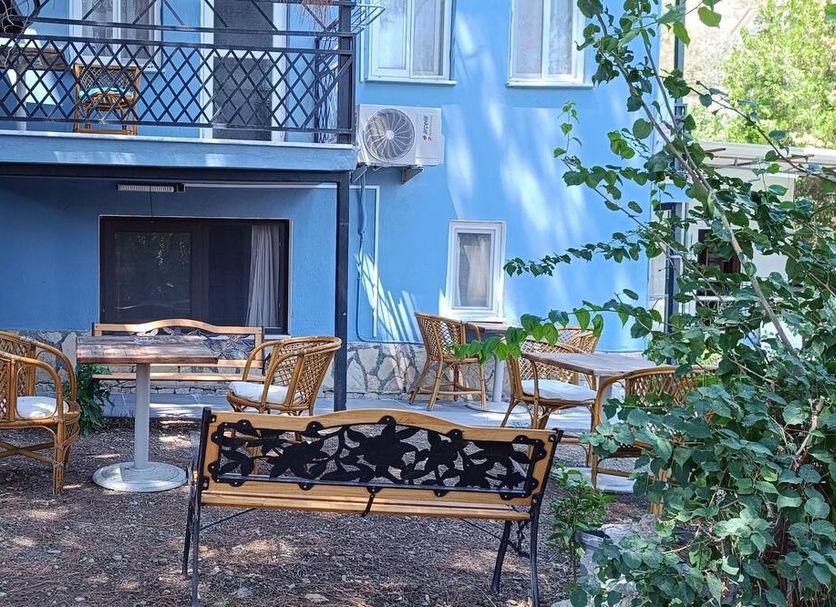 Sevgi Hotel 2 rent a car