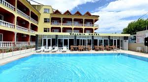 Yasemin Hotel car rental