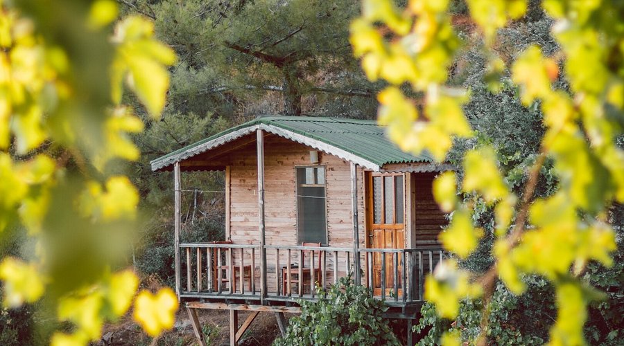 Full Moon Camp Bungalow rent a car