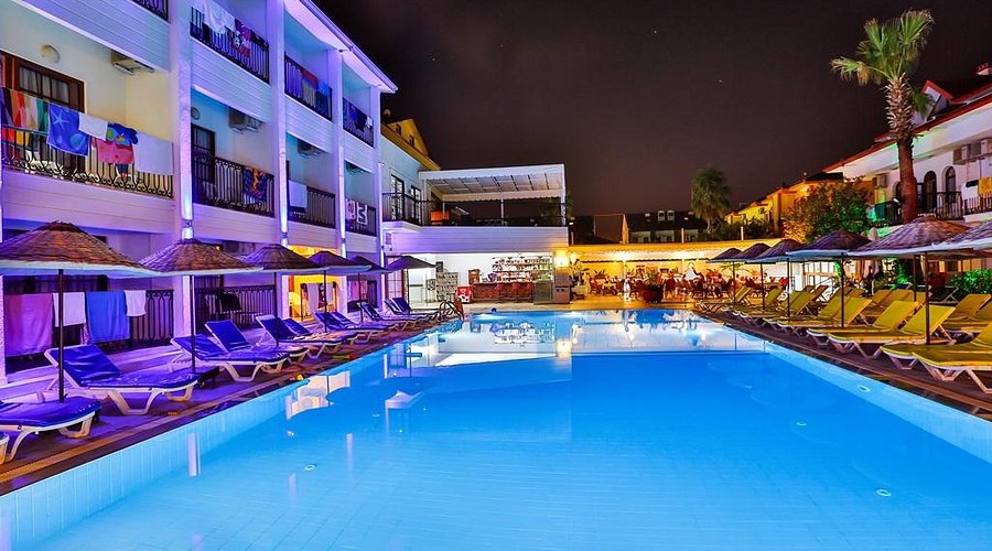 Golden Life Resort Spa rent a car