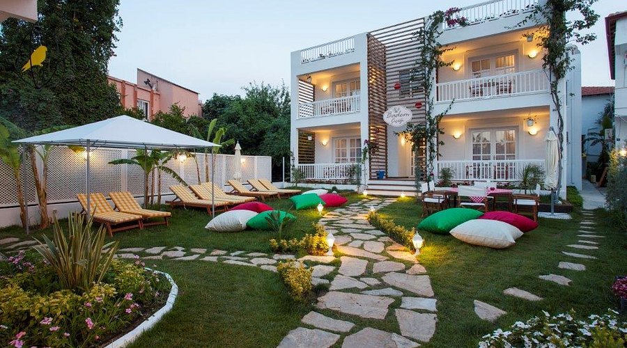 Badem Cicegi Boutique Hotel car rental