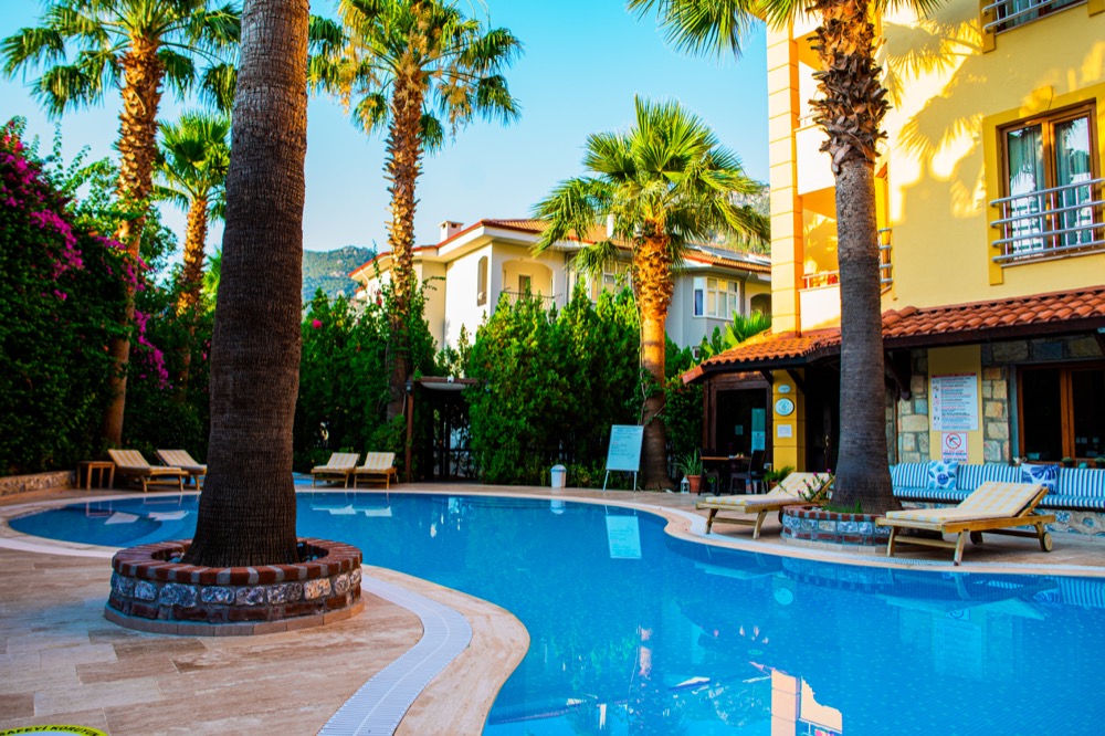 Прокат автомобилей в резиденции Дорес