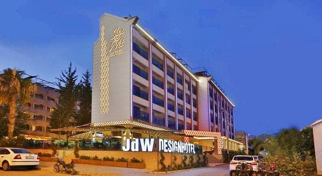 JDW Design Hotel araç kiralama