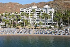 Quadas Hotel car rental