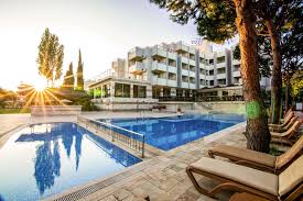 Akbulut Hotel Spa car rental