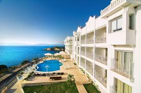 La Vista Boutique Hotel Spa car rental