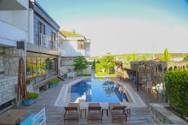 Aksu Boutique Hotel car rental