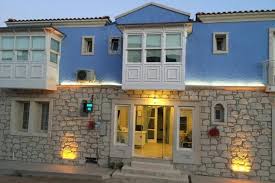 Alacati Eldoris Hotel car rental