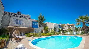 Alacati Marina Palace car rental