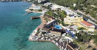 Cesme Plus Hotel car rental