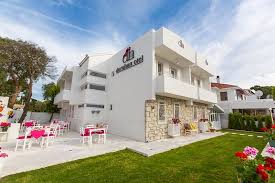 Duruhan Hotel car rental