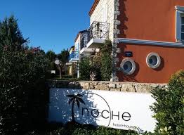 Noche Hotel car rental