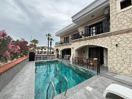 Yalcinkaya Hotel Alacati car rental