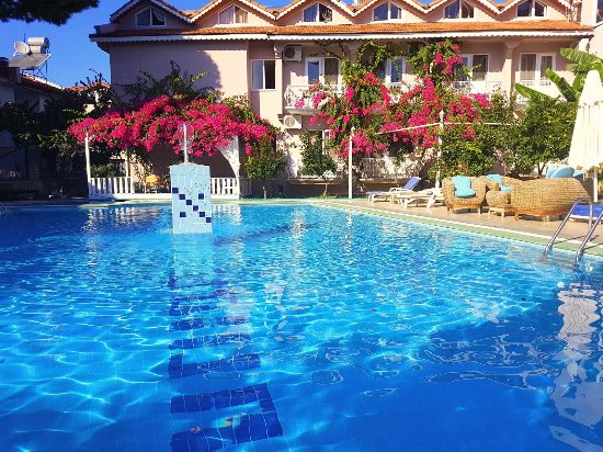 Dalyan Hotel Caria Royal rent a car