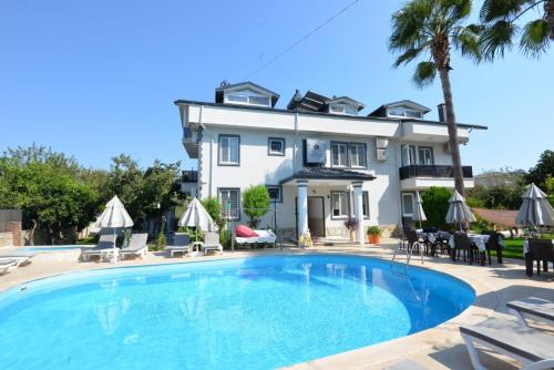 Apart Gala rent a car