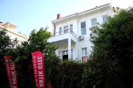 Ada Antik Hotel car rental