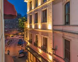 Ada Karakoy Hotel car rental