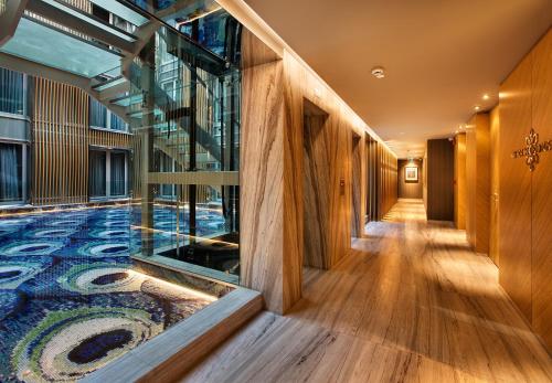 Fer Hotel car rental