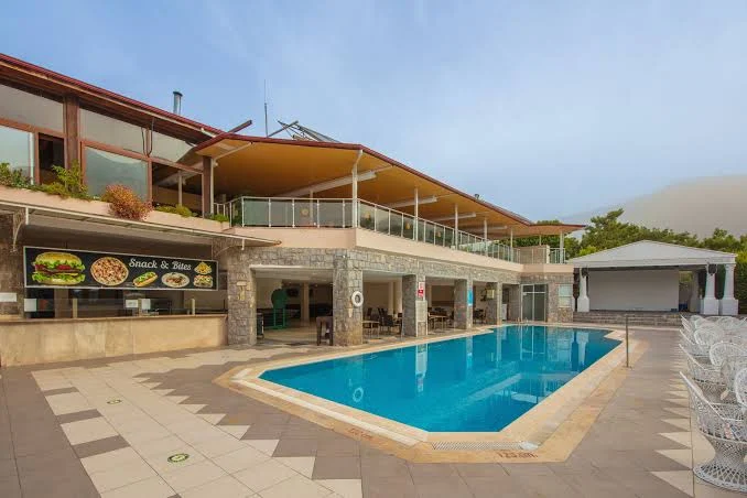 Nicholas Park Hotel rent a car