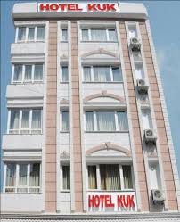 Hotel Kuk car rental
