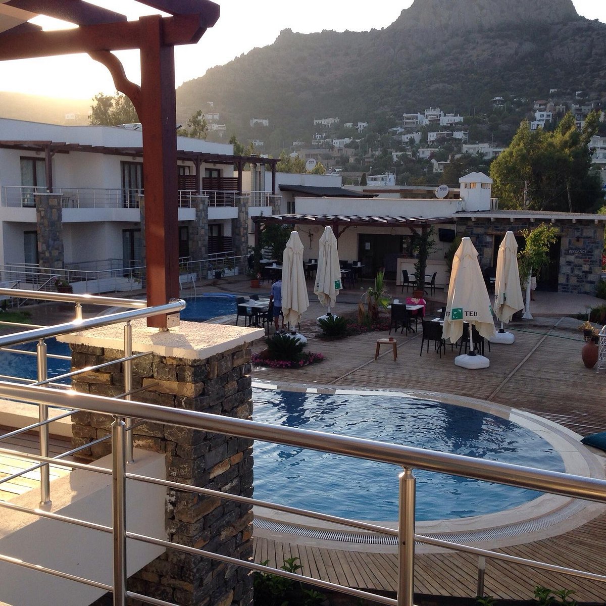 Генч Отель арендовать автомобиль