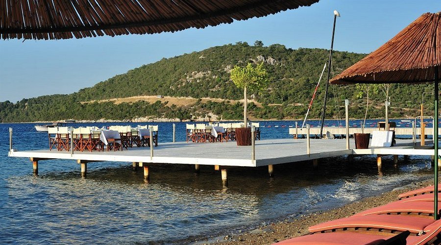 Гёлькёй Сьютс Отель Бич арендовать автомобиль