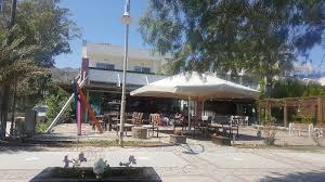 Meggs Hotel Beach Restaurant Mietwagen