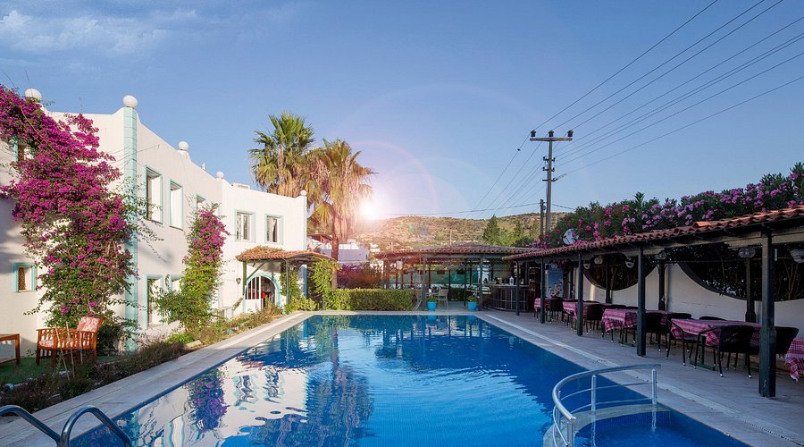 ​Istanbul Hotel Bodrum araç kiralama